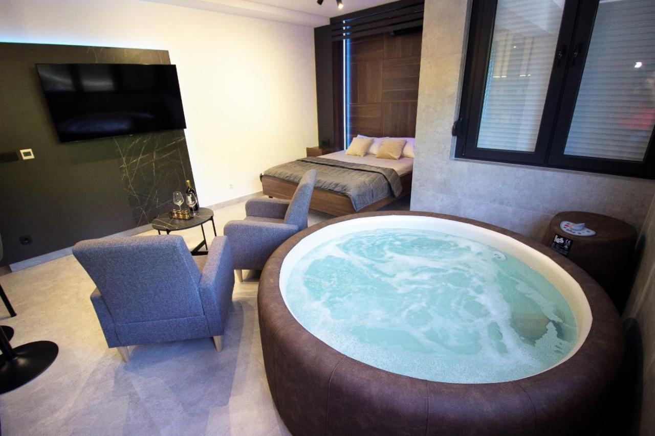 Jacuzzi Sauna Selfcheckin Mystic 莫斯塔尔 外观 照片